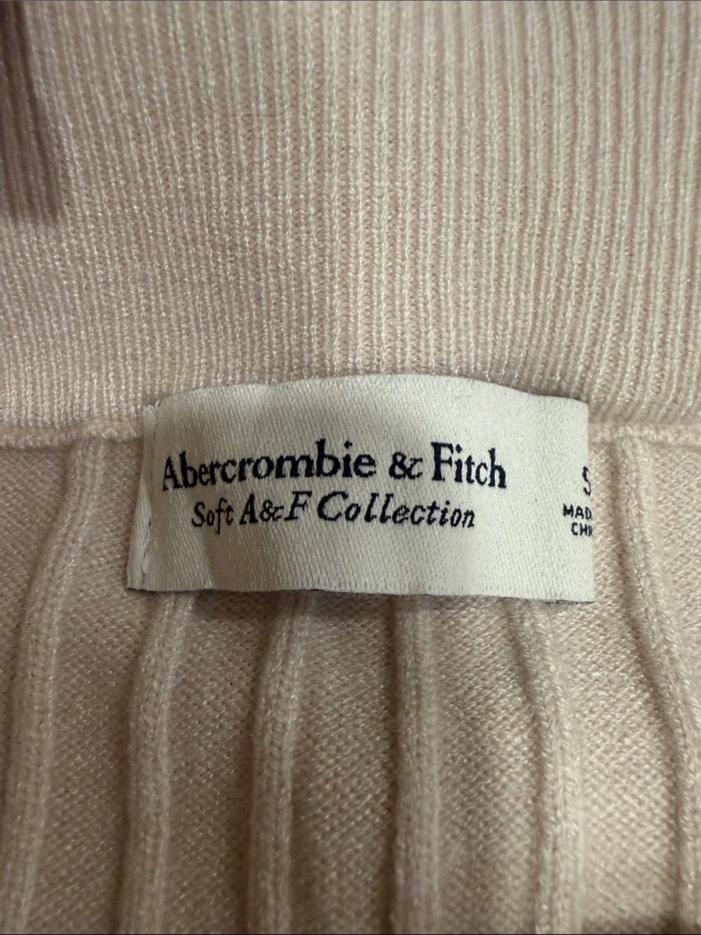 Abercrombie & Fitch Ribbed Midi Skirt in Light Beige